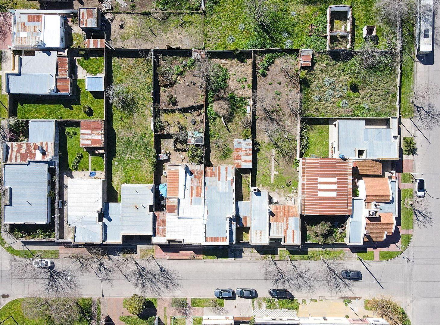 Foto de VENTA CASA 3 DORMITORIOS - EN BENITO JUAREZ, imagen 5