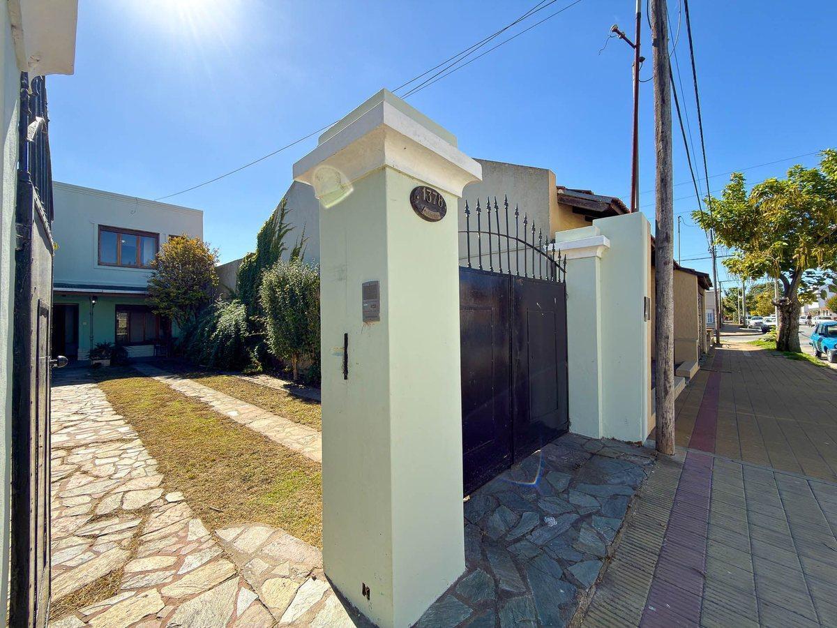 Foto de EN VENTA CASA SEMICENTRICA TANDIL, imagen 4