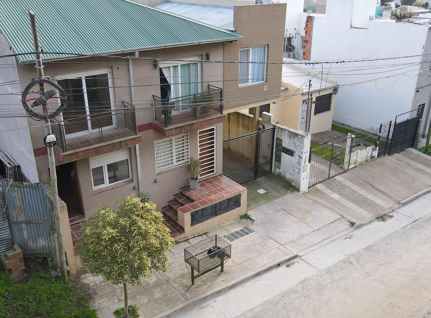 Foto de VENTA DÚPLEX 3 AMBIENTES TANDIL, imagen 3