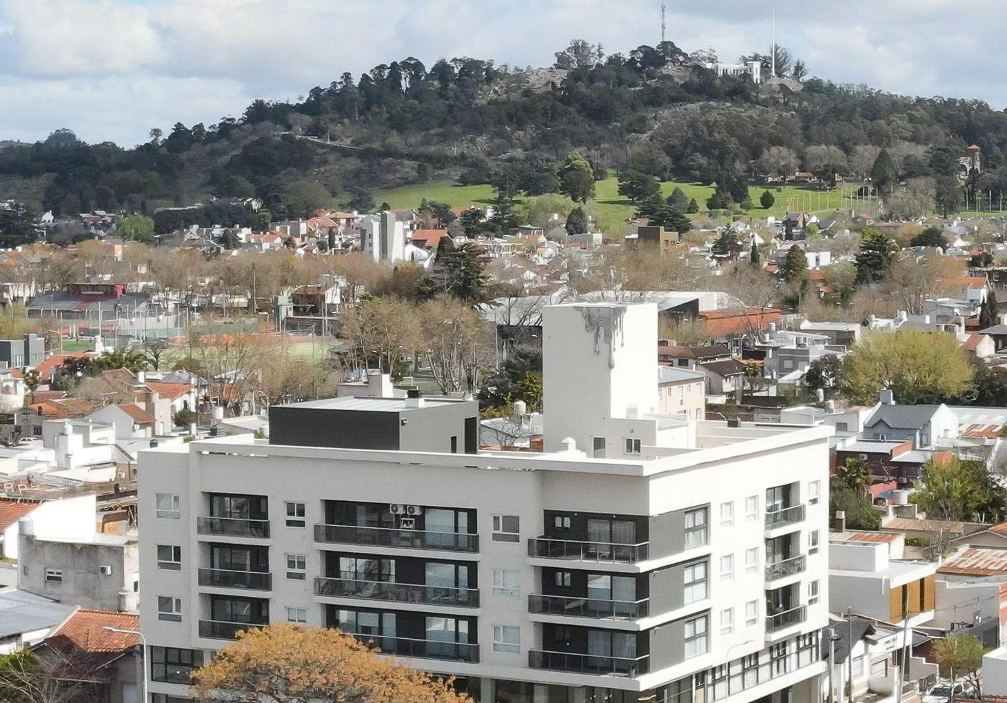 Foto de DEPARTAMENTO 2 DORMITORIOS VENTA A ESTRENAR TANDIL, imagen 1
