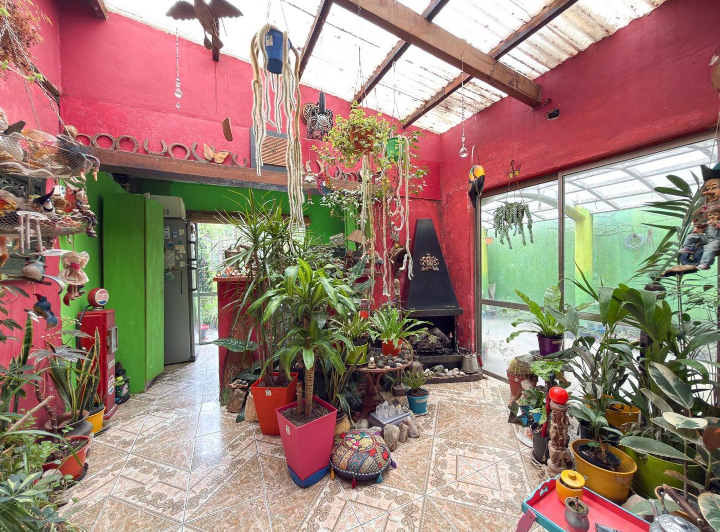 Foto de CASA SEMICENTRICA DE DOS DORMITORIOS, TANDIL., imagen 4