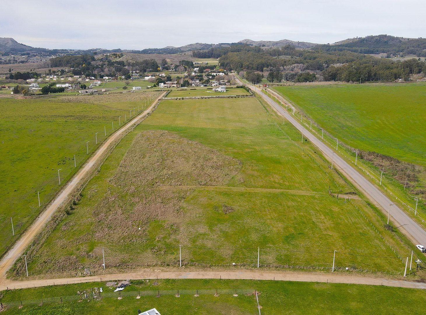 Foto de VENTA MANZANA SOBRE AVENIDA SAN GABRIEL – TANDIL, imagen 3