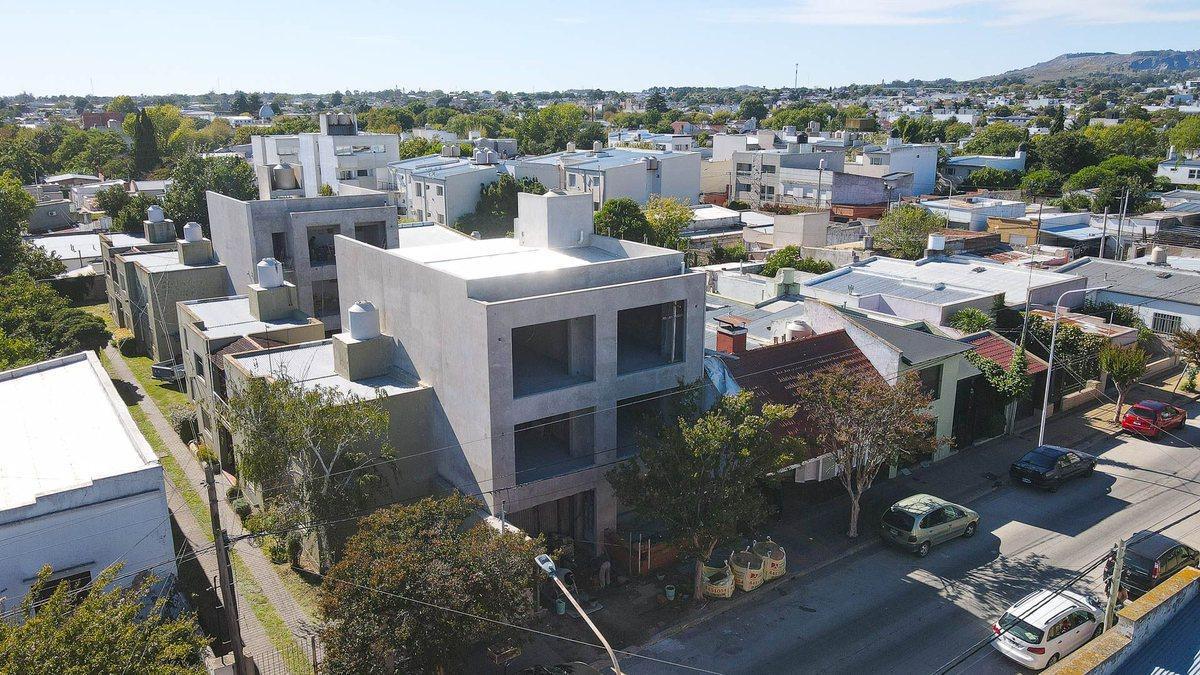Foto de DEPARTAMENTO A ESTRENAR SEMICENTRICO TANDIL, imagen 2