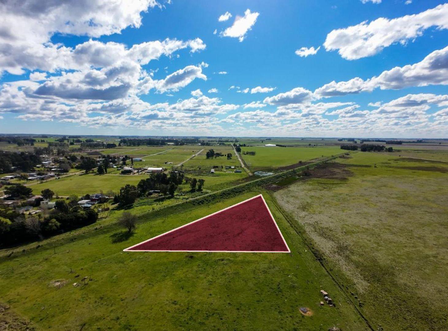 Foto de GRAN LOTE ZONA LOS HORNEROS SUBDIVISIBLE EN PH, imagen 1