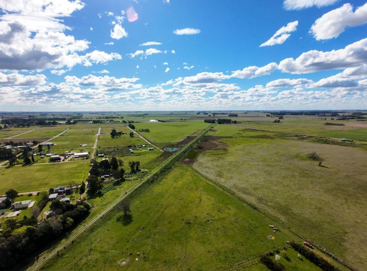 Foto de GRAN LOTE ZONA LOS HORNEROS SUBDIVISIBLE EN PH, imagen 4