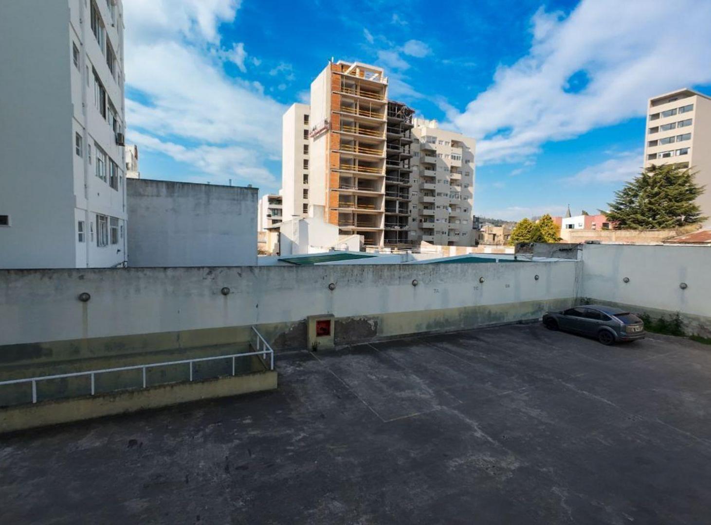 Foto de VENTA COCHERA CENTRICA, imagen 3