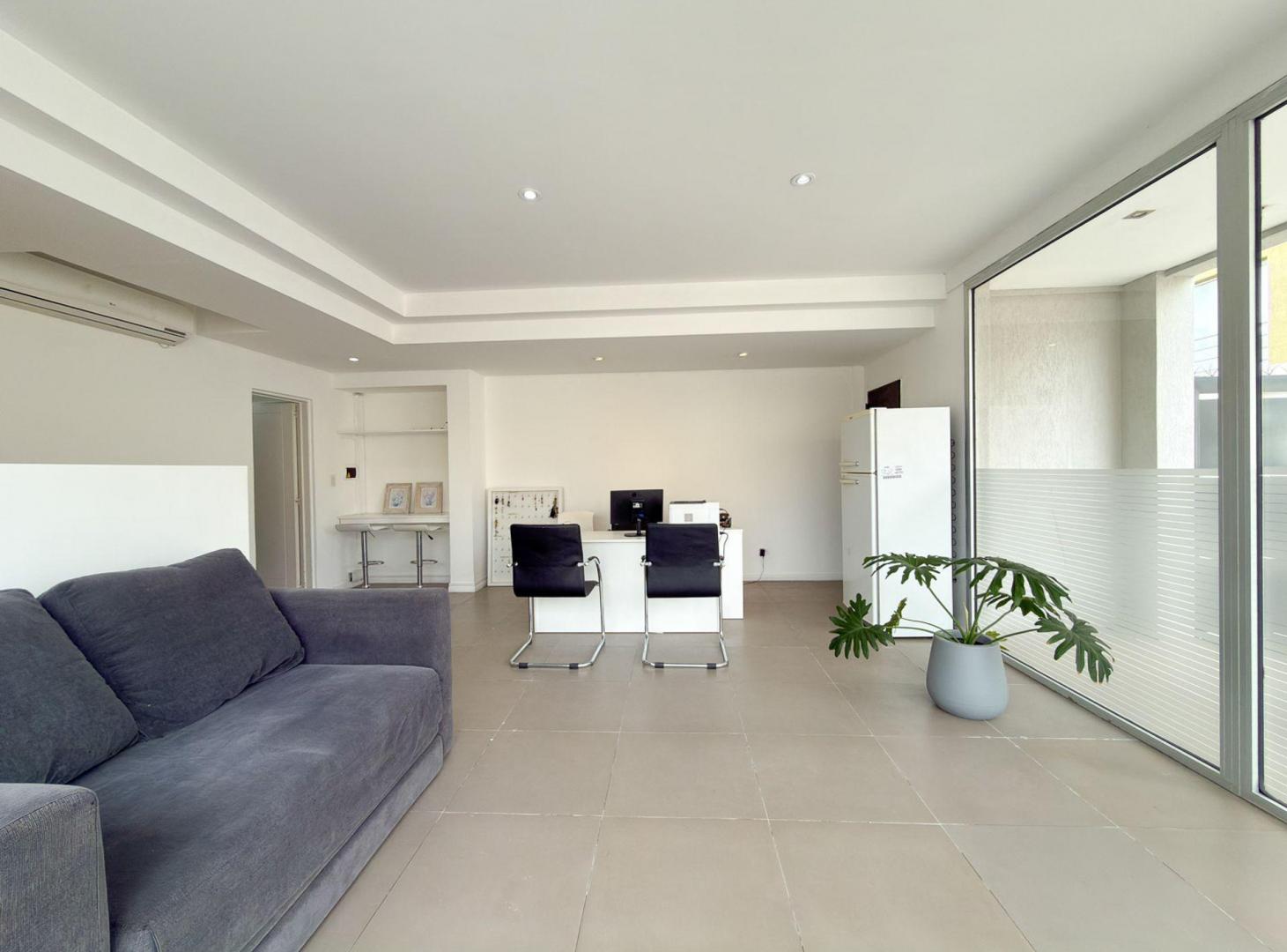 Foto de VENTA LOCAL AL FRENTE SEMICENTRO TANDIL, imagen 3