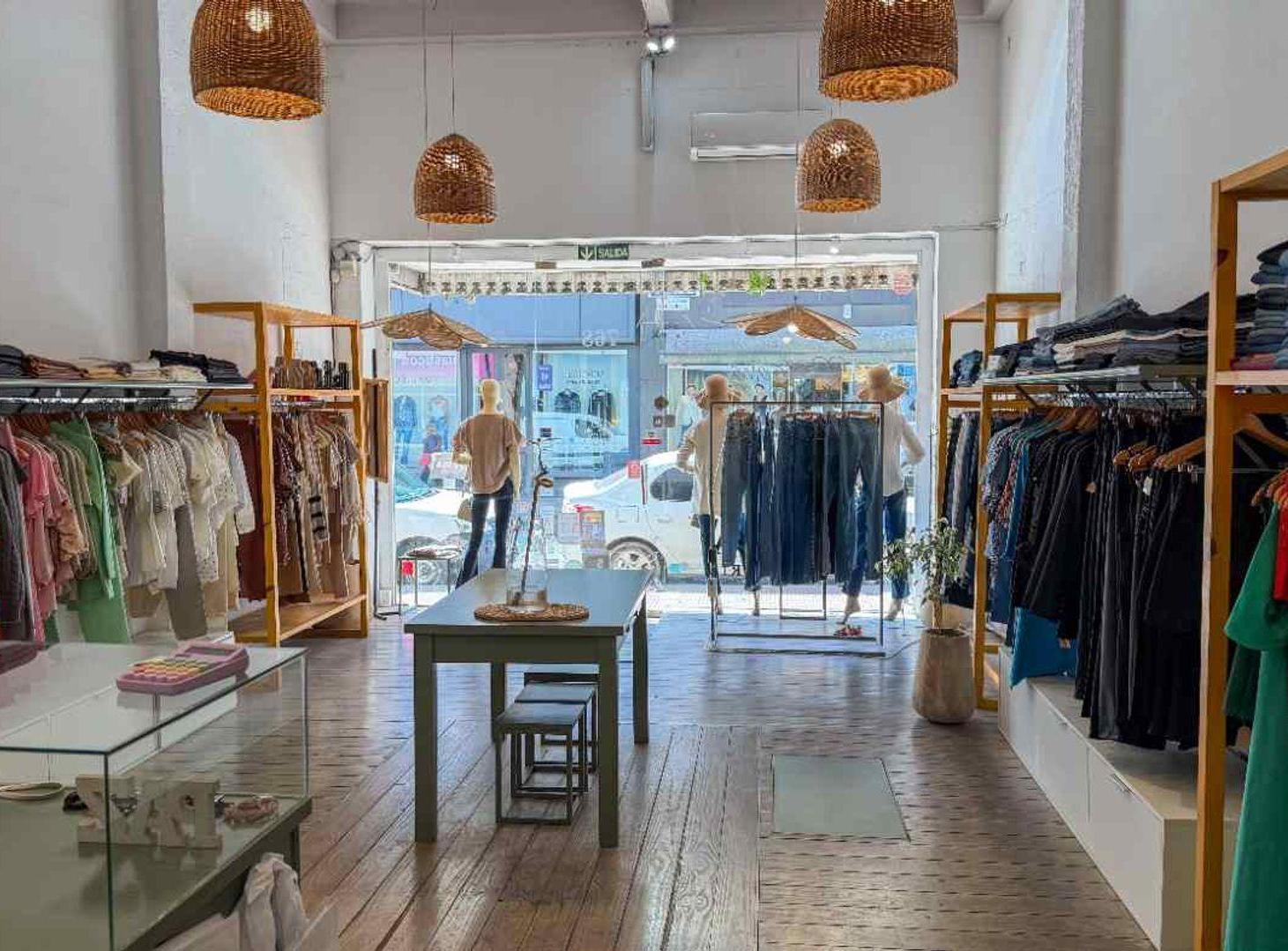Foto de VENTA LOCAL COMERCIAL CENTRO TANDIL, imagen 4