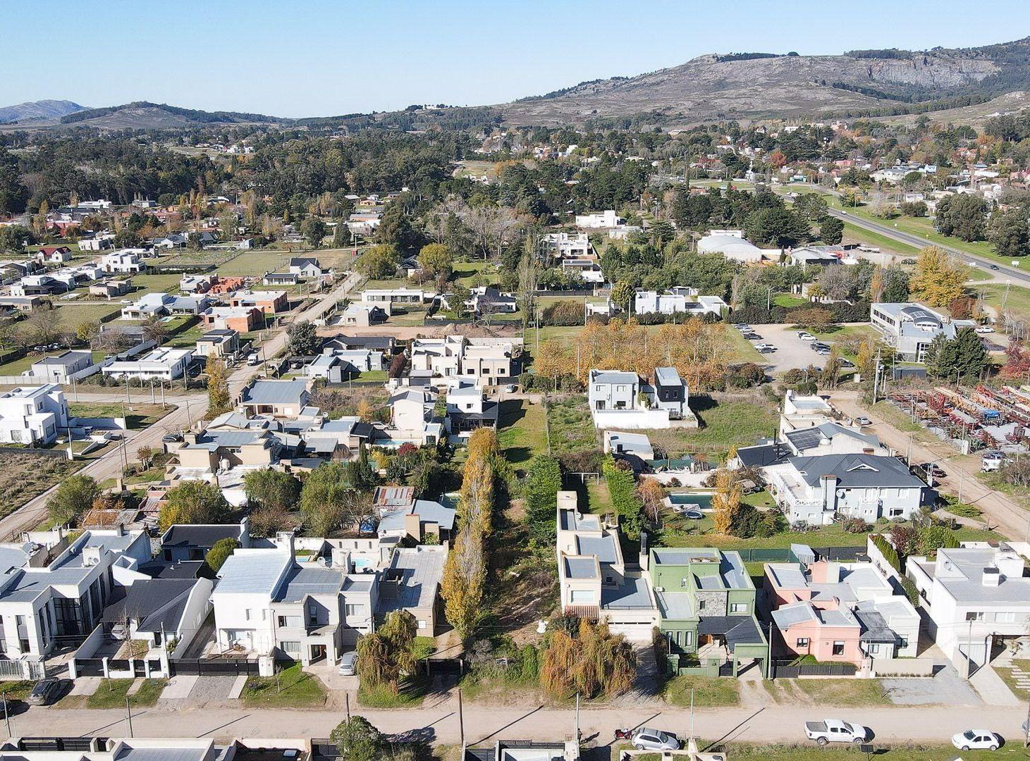 Foto de VENTA LOTE 650M2 ZONA PARAISO - CALLE LOS ALAMOS, imagen 3