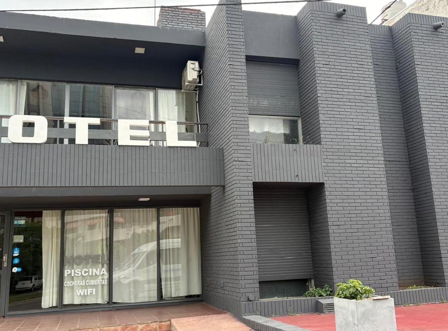 Hotel en Venta – Av. Uruguay, Villa Carlos Paz