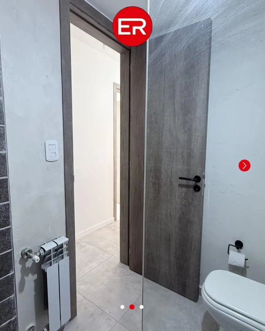 VENTA, Dpto. de 1 dorm. con balcón, cochera Villa Carlos Paz 3