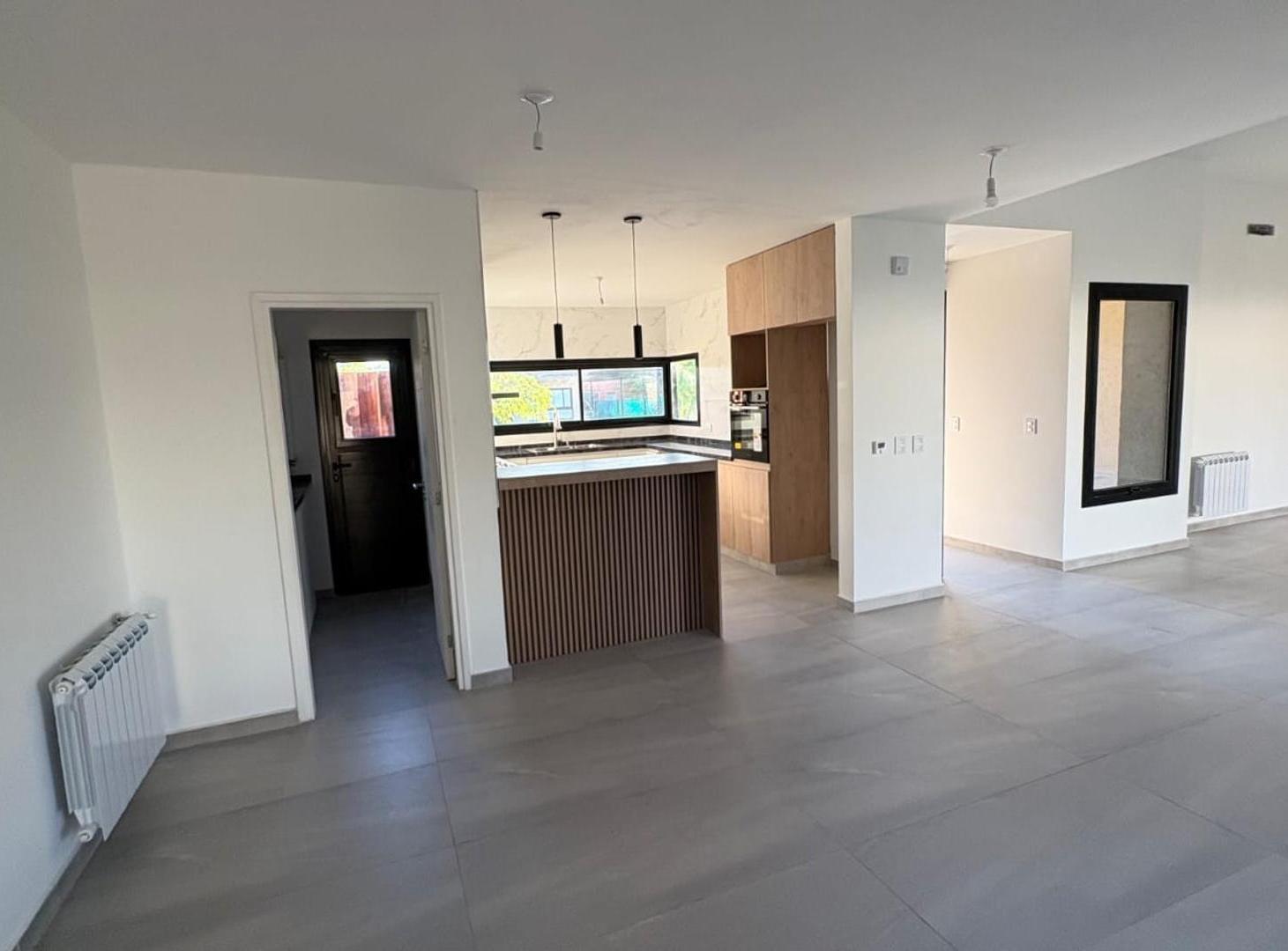 Foto de VENTA CASA EN BARRIO PRIVADO LAS CAÑITAS 3 DORMITORIOS, imagen 2