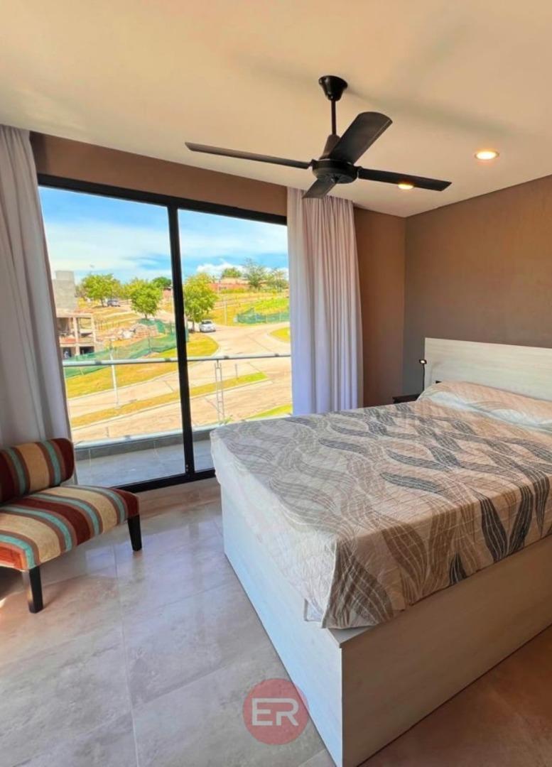 Foto de VENTA CASA 3 DORMITORIOS CON PISCINA – ALTOS DE CARLOS PAZ, imagen 2