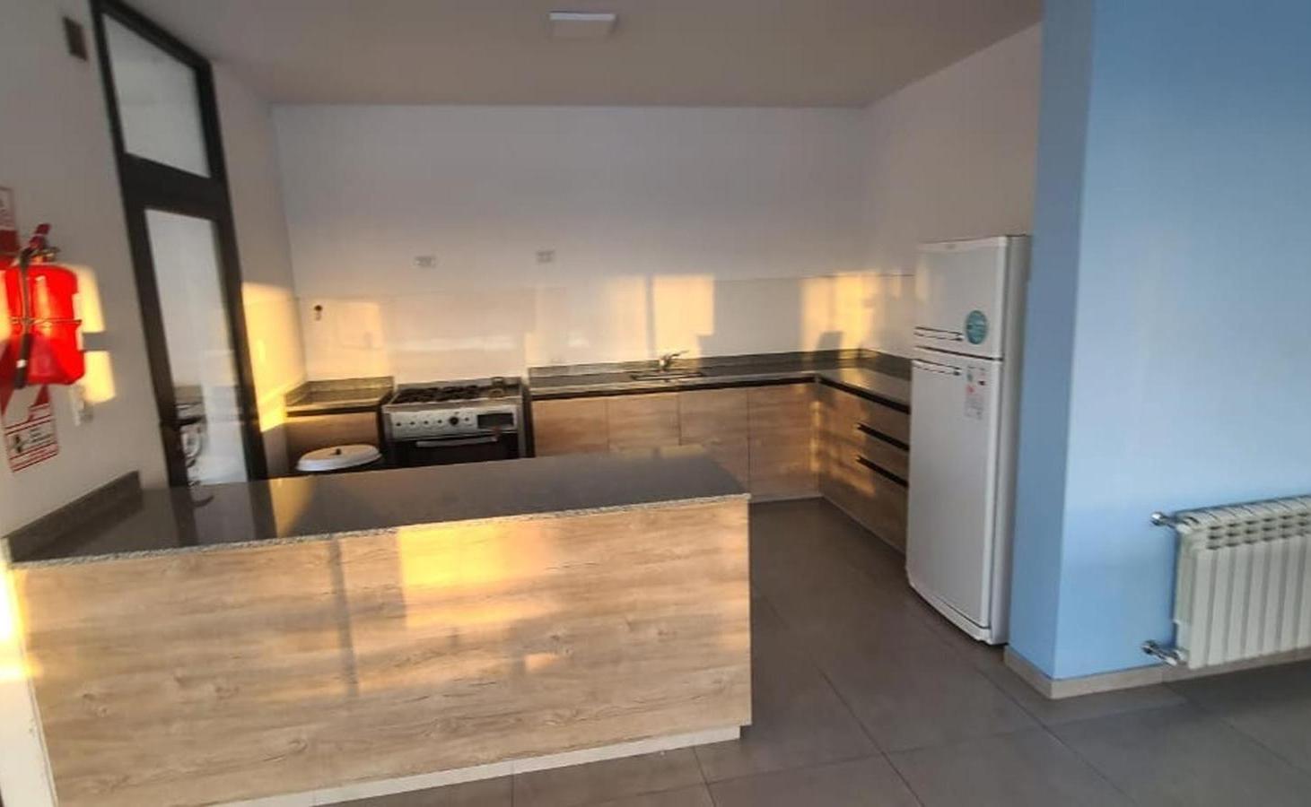 Foto de VENTA DPTO. DE 1 DORMITORIO CON COCHERA,PASEO QUATTRO, imagen 3