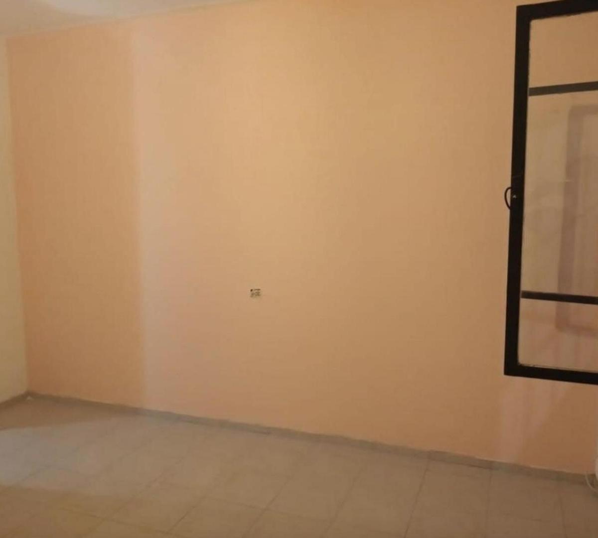 Venta Monoambiente con Patio en Morón. 5