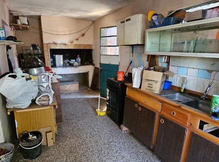 OPORTUNIDAD, CASA QUINTA A REFACCIONAR 2