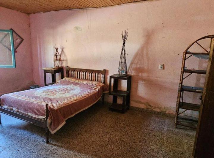 OPORTUNIDAD, CASA QUINTA A REFACCIONAR 4