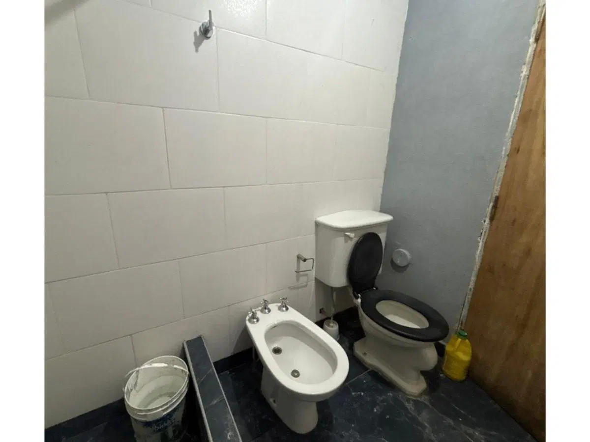 Se VENDE casa de 4 dormitorios en Santo Tome 5
