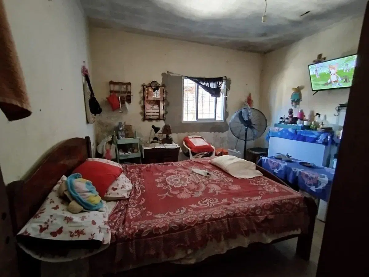 CASA DE 7 AMBIENTES EN ALTOS DEL VALLE 2