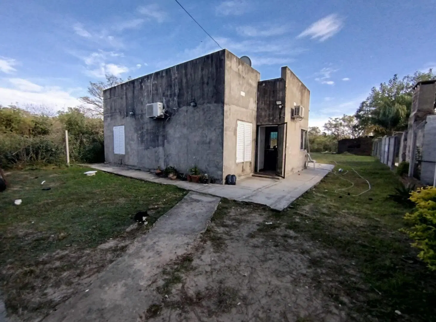 CASA EN VENTA DE DOS HABITACIONES EN ARROYO LEYES 3