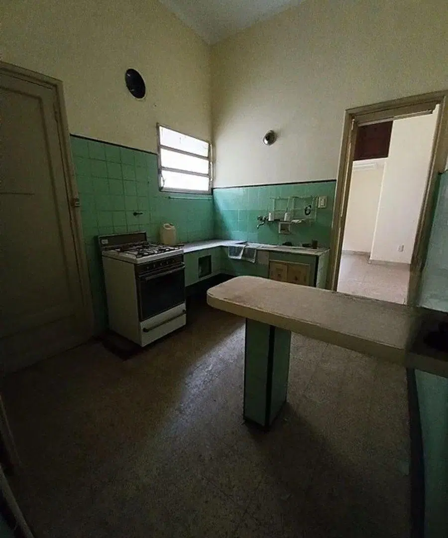 Se vende casa céntrica a metros de la peatonal 5
