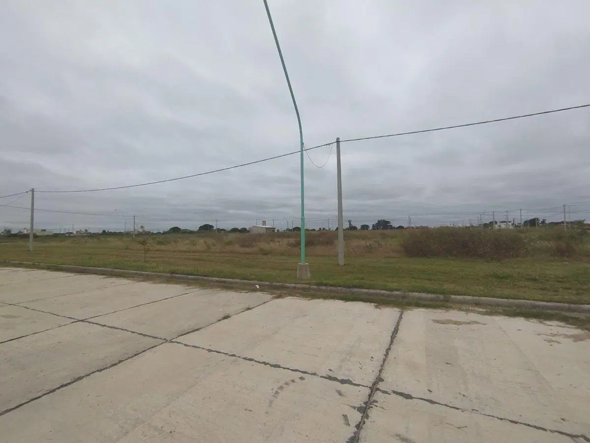 TERRENO EN VENTA EN PRADERAS 5 4