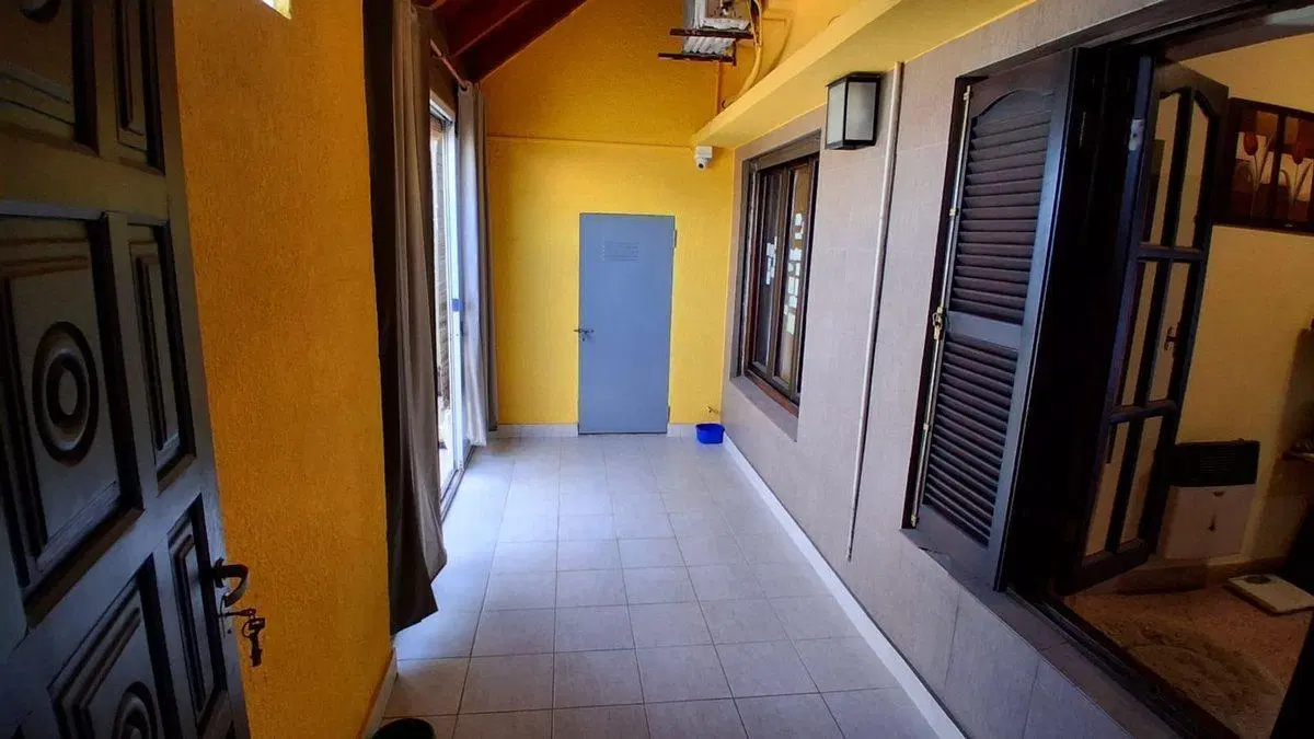 Casa en Venta a 1 cuadra del parque federal 3