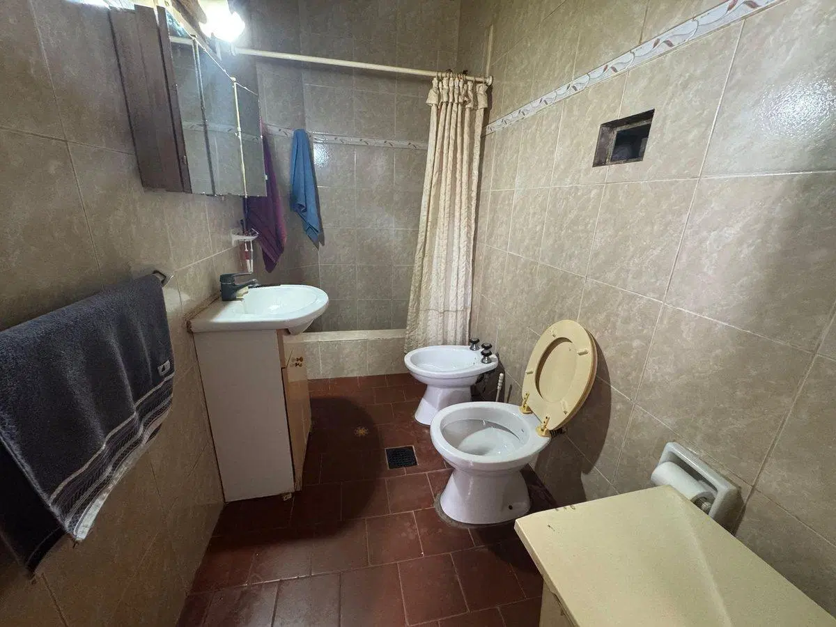 SE VENDE CASA 2 DORMITORIOS EN CANDIOTI SUR 2