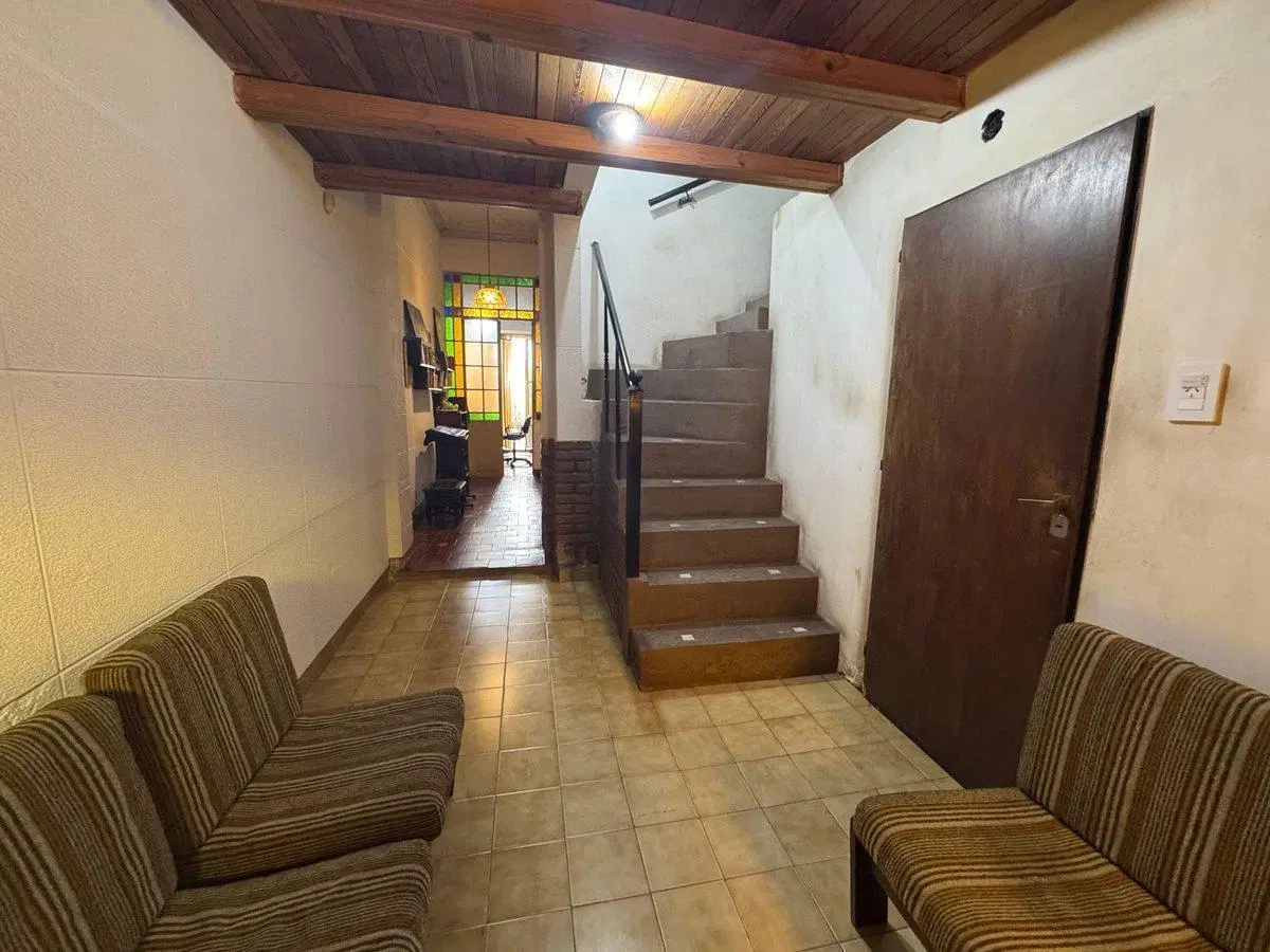 SE VENDE CASA 2 DORMITORIOS EN CANDIOTI SUR 3