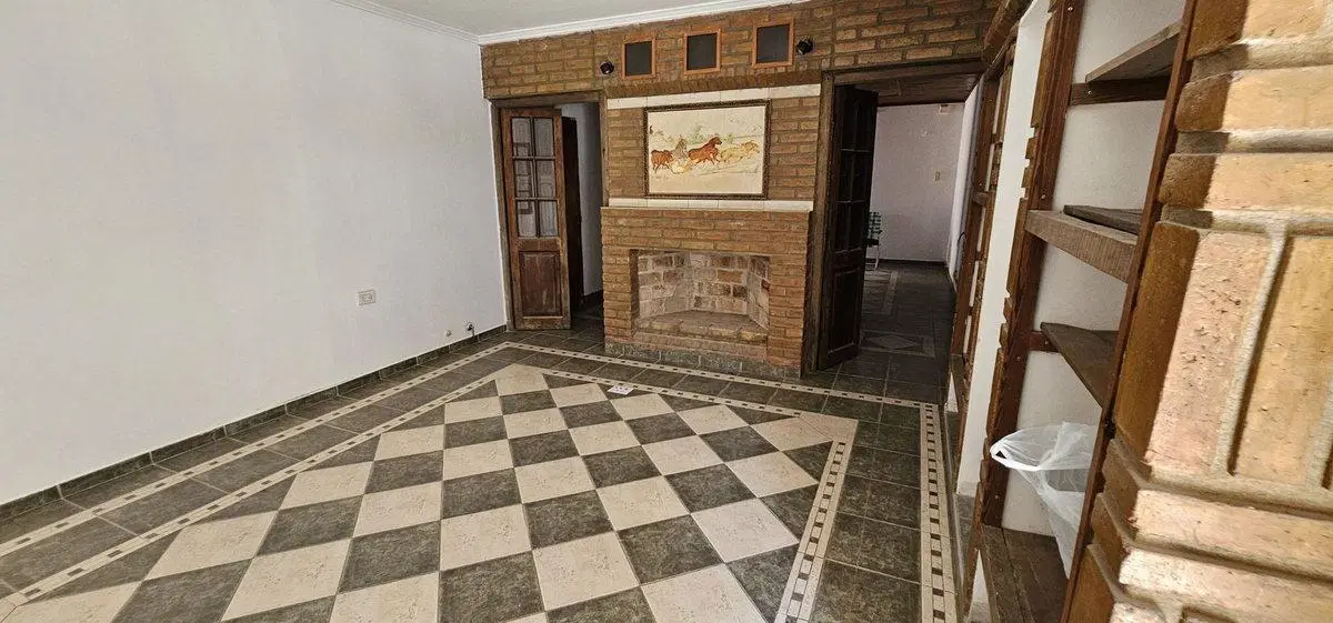 Casa con detalles a terminar 2