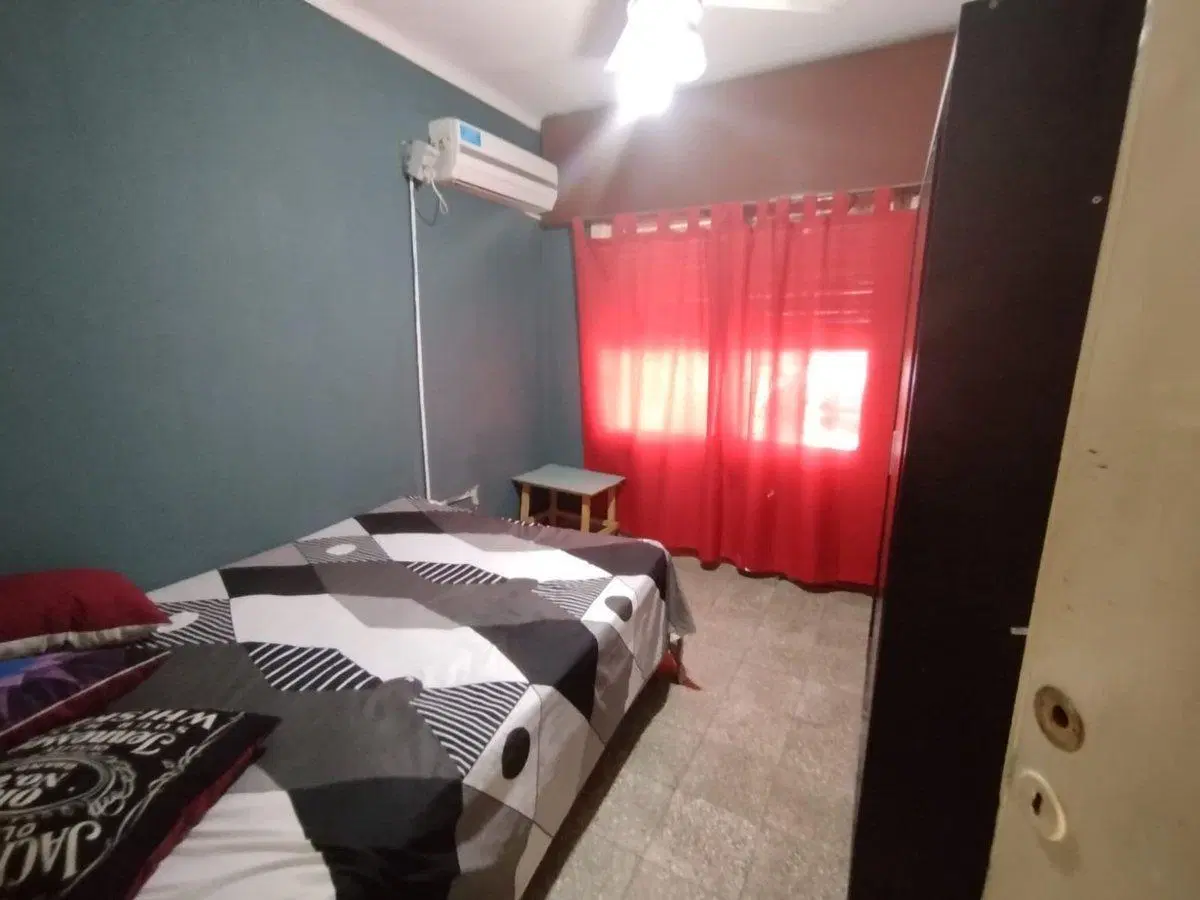 CASA 3 DORM. CON LOCAL, A METROS DE AV. RICHIERI 3