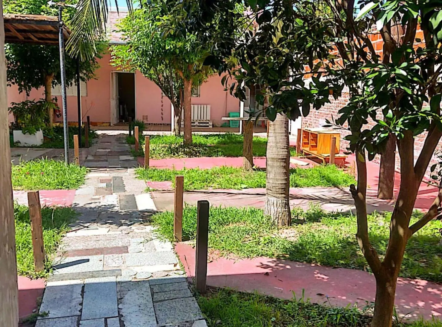 CASA Y LOCAL , IMPORTANTE POTENCIAL 5
