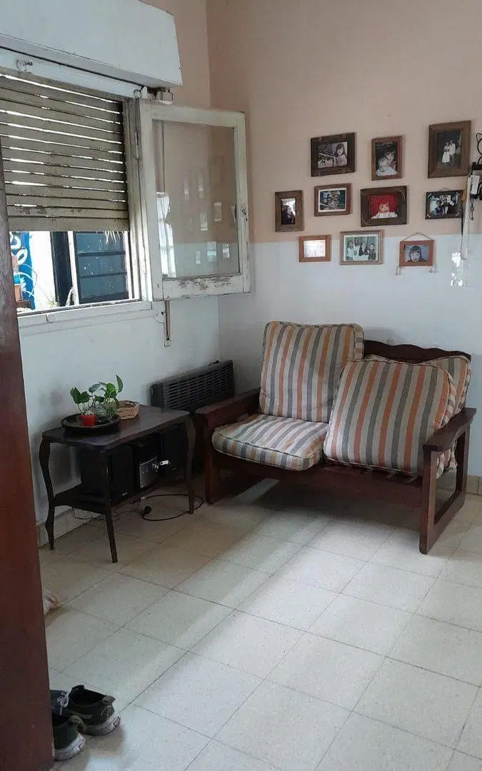 Pje. Bustamante Local, departamento y vivienda 5