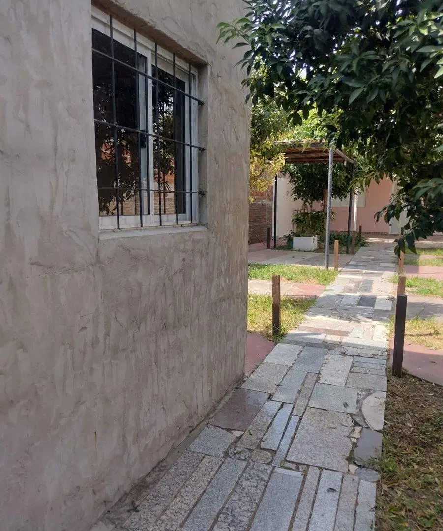 CASA Y LOCAL , IMPORTANTE POTENCIAL 5