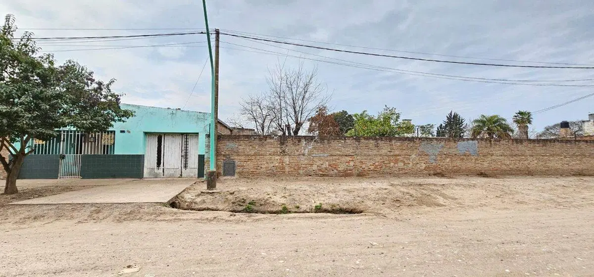 Casa mas terreno ideal para inversión 3