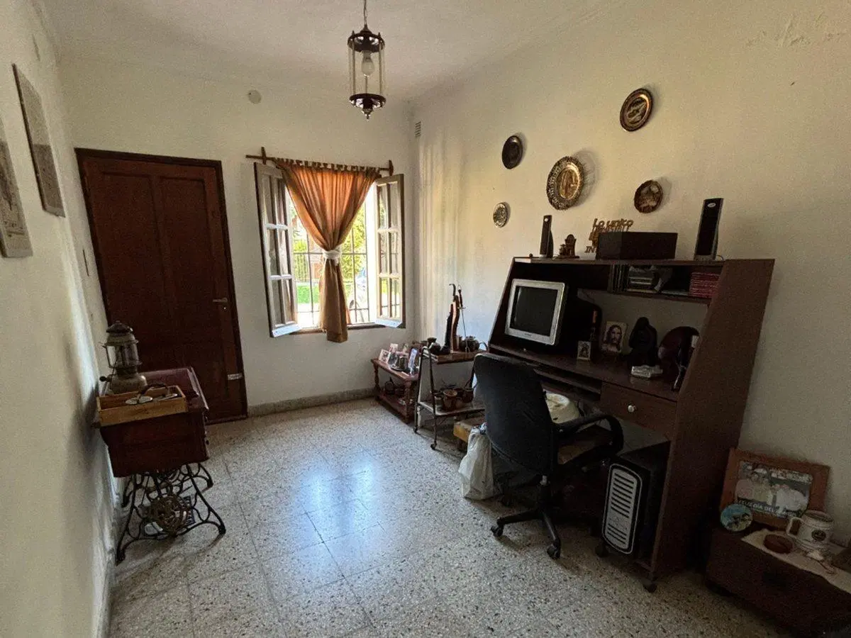 VENTA casa de 3 dormitorios con patio- Santo Tome 8