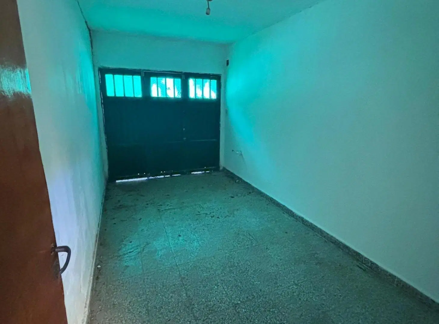SE VENDE CASA 2 DORMITORIOS, COCHERA Y PATIO! 5