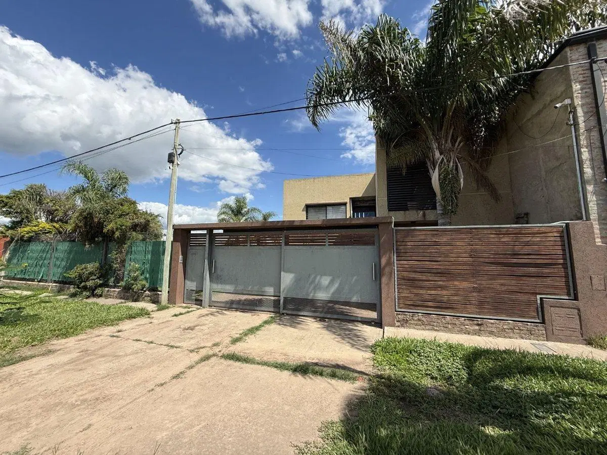 SE VENDE GRAN CASA EN SANTO TOMÈ – APTA CRÈDITO 2