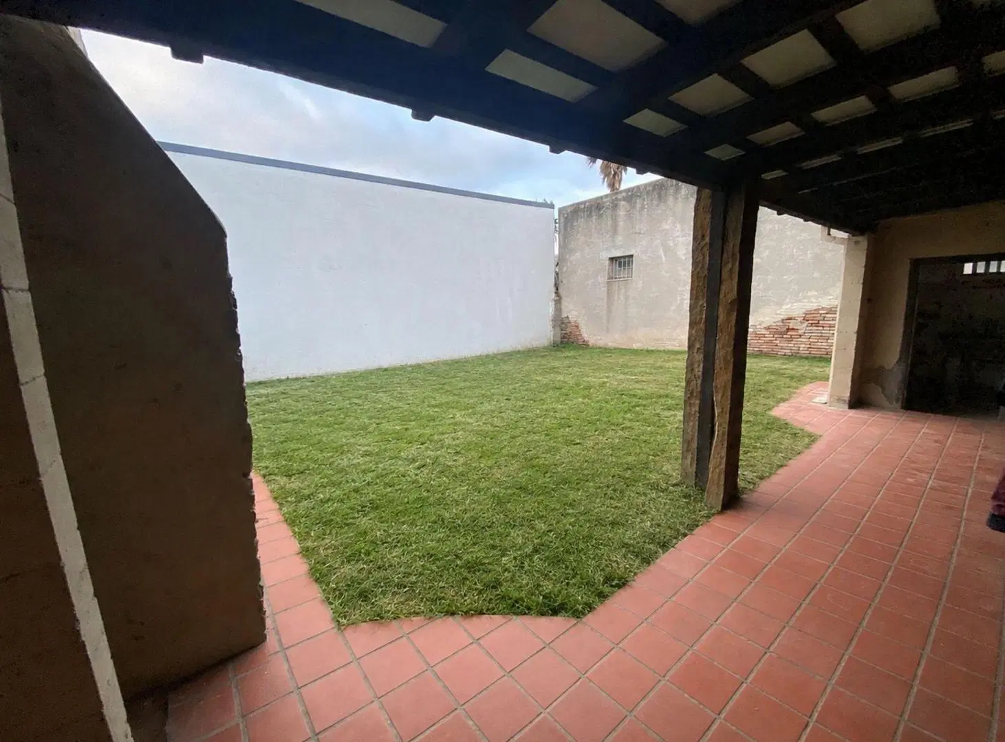 Casa en alquiler. San Carlos Centro 4