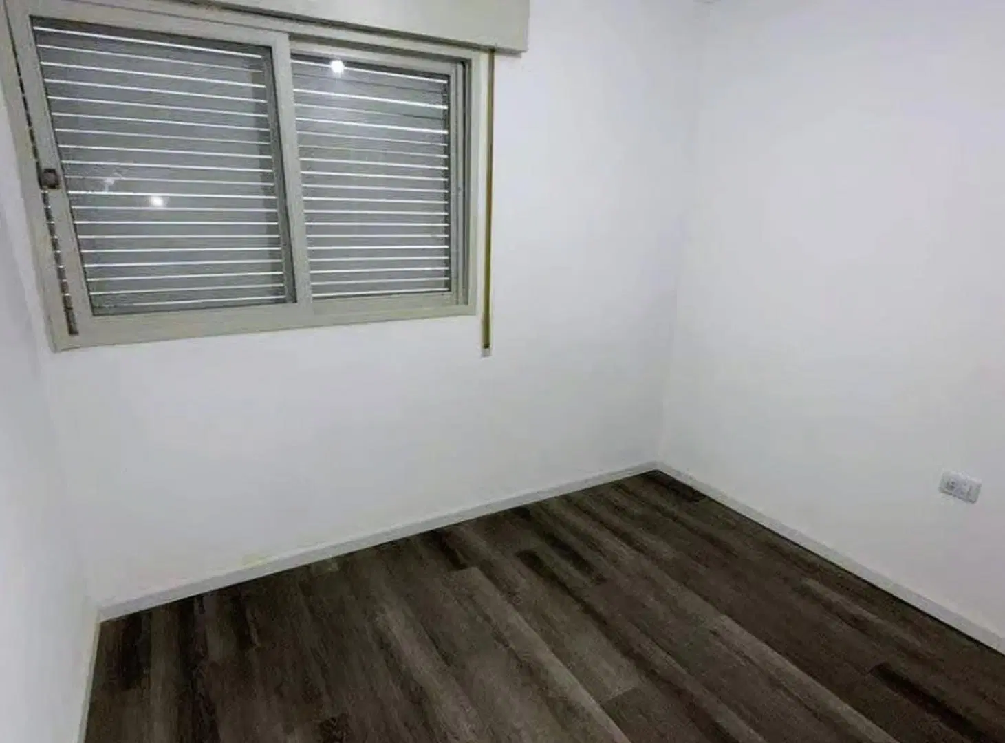 EN VENTA DEPARTAMENTO INTERNO 2 DORM y PATIO 5