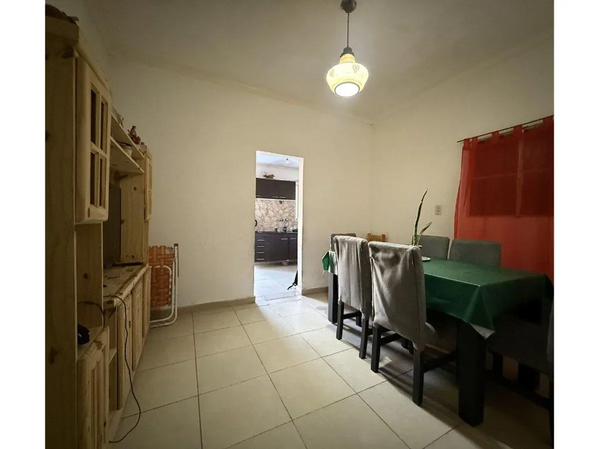 Se VENDE casa de 2 dormitorios 2