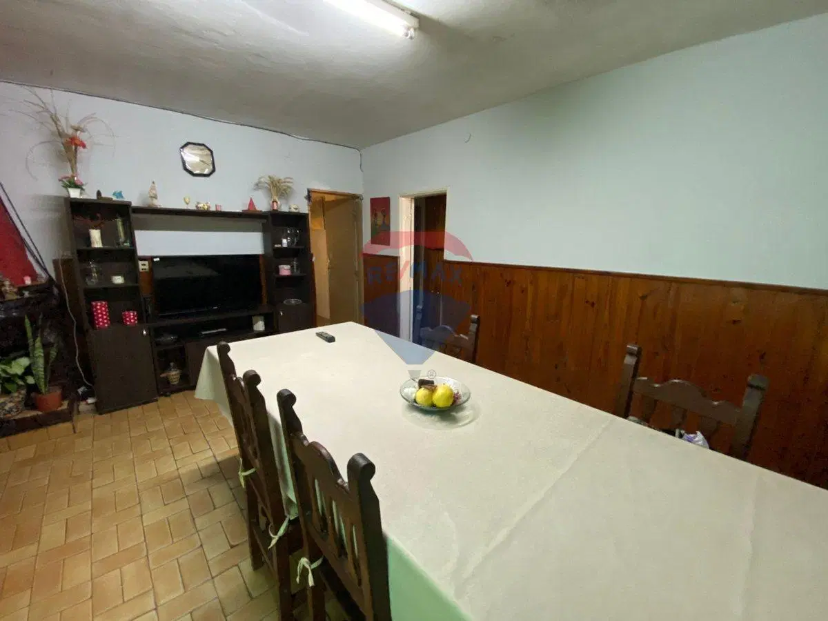 VENTA. Casa 2 Dtios en San Carlos Centro. 5