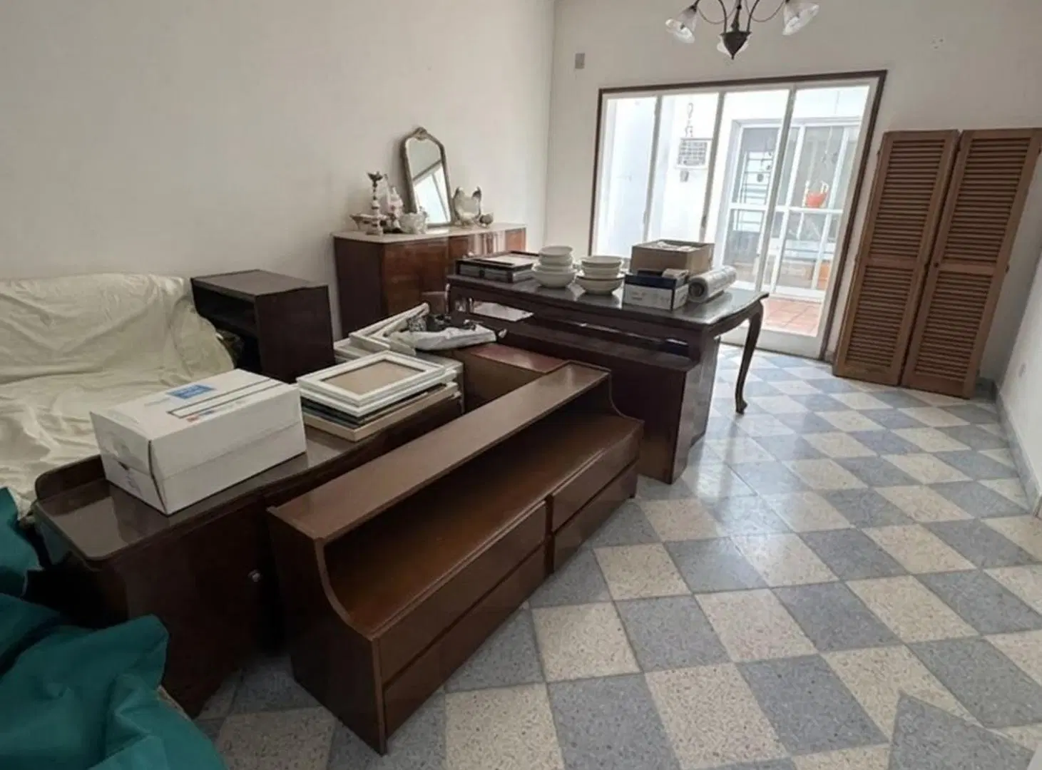 SE VENDE EXCELENTE PLANTA BAJA 3 DORMITORIOS 2