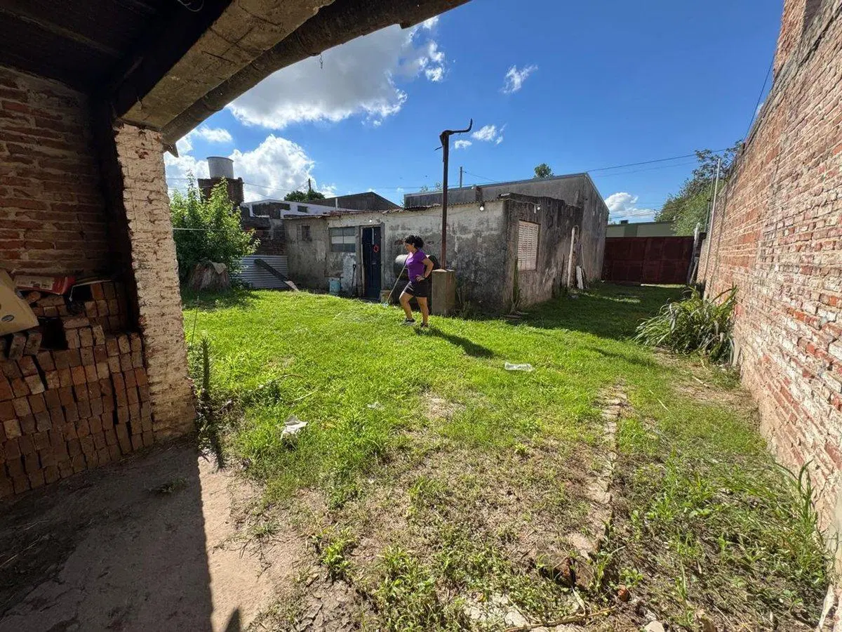 SE VENDE CASA EN AYACUCHO AL 3900 SANTA FE CAPITAL 5