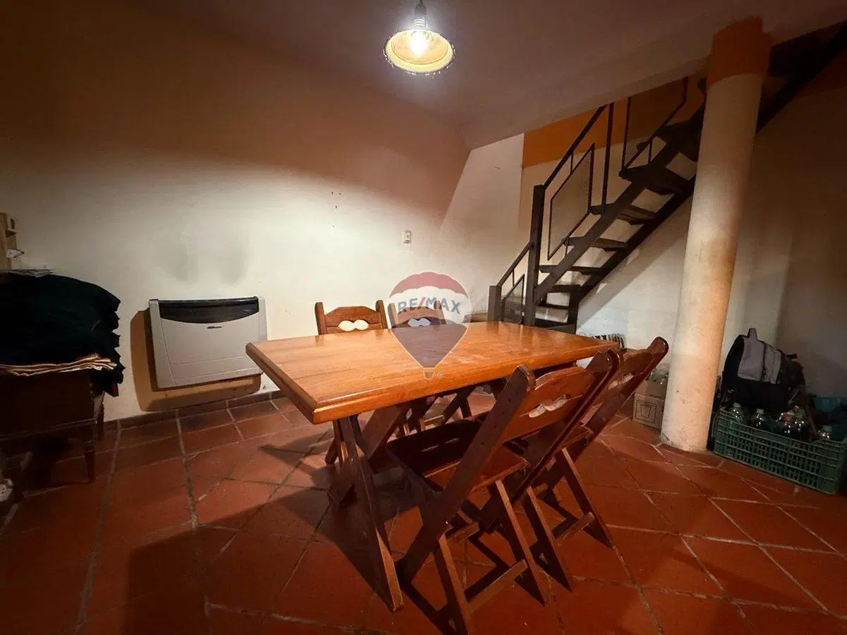 SE VENDE CASA AL FRENTE (PH EXCLUSIVO) SANTO TOMÉ 5