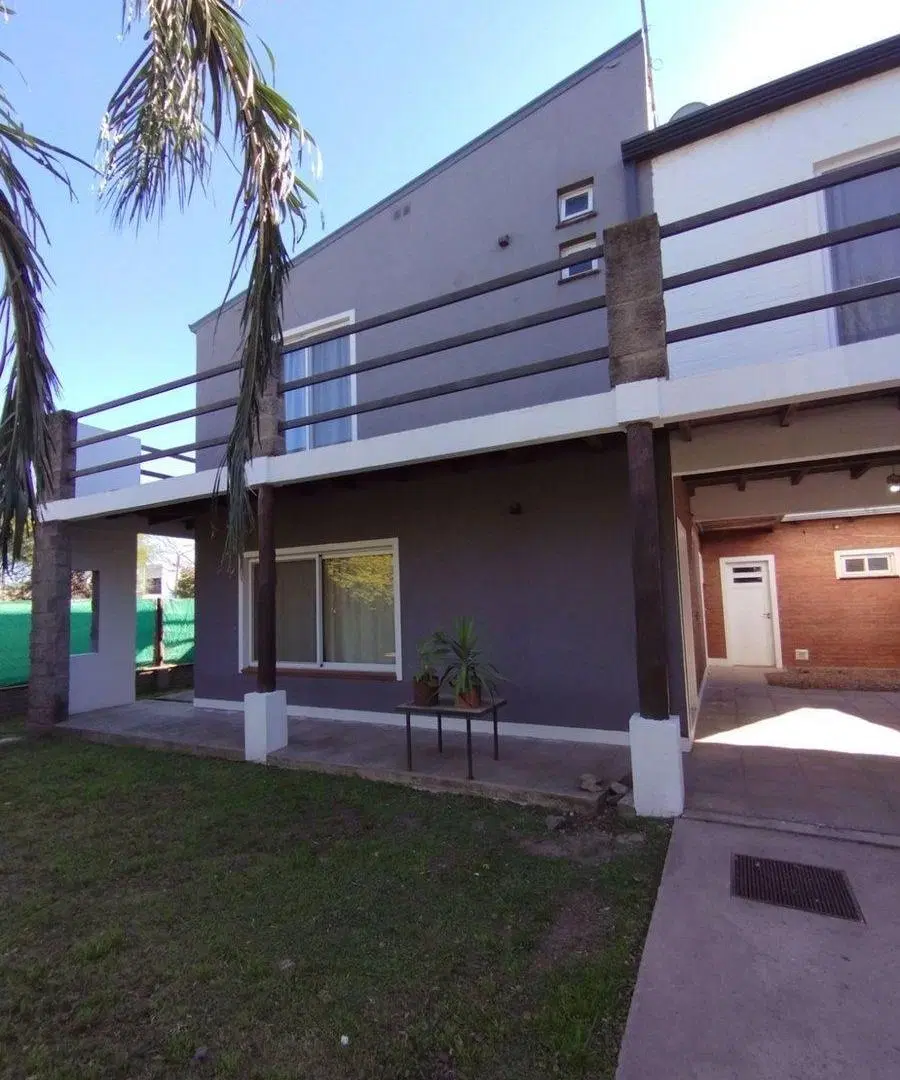 CASA 3 DORMITORIOS EN SAUCE VIEJO 3