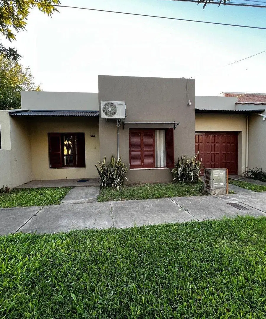 CASA EN VENTA EN SAN JERONIMO NORTE 4