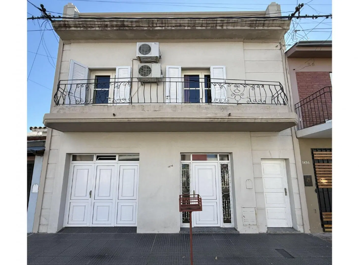 Se VENDE casa de 3 dorm en el centro de Santo Tomé 3