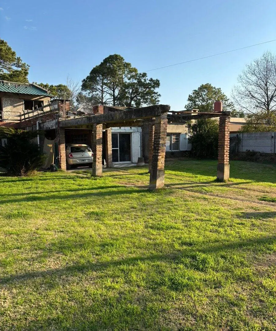 Venta de casa en Sauce viejo con gran terreno! 3