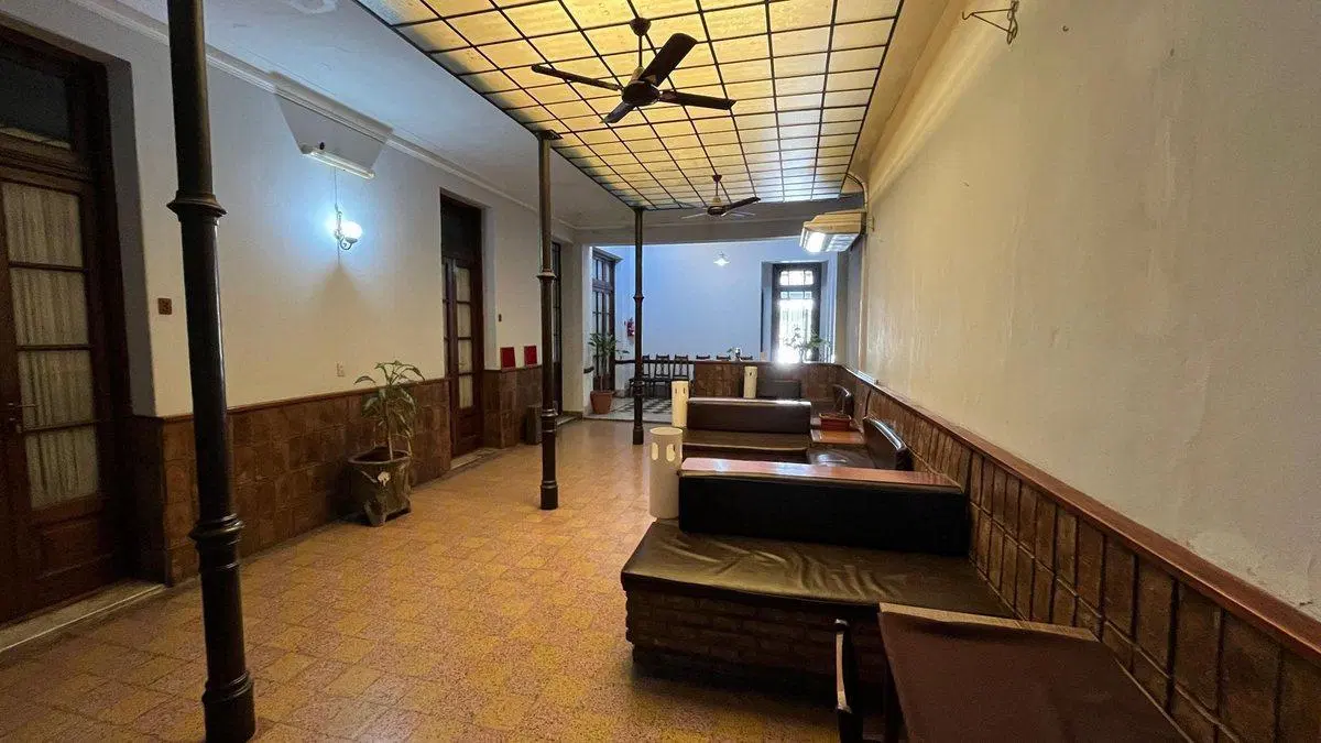 SALÓN COMERCIAL EN VENTA EN EL CENTRO DE CORONDA 4